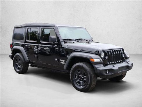 Used 2020 Jeep Wrangler Unlimited Sport AWD/4WD image 3