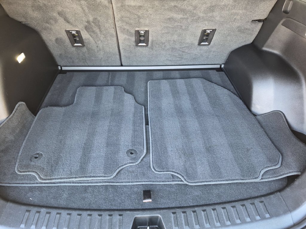 Used 2026 GMC Terrain Elevation FWD image 28