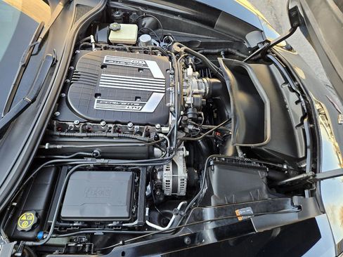 Used 2016 Chevrolet Corvette Z06 w/ Z07 Performance Package image 13