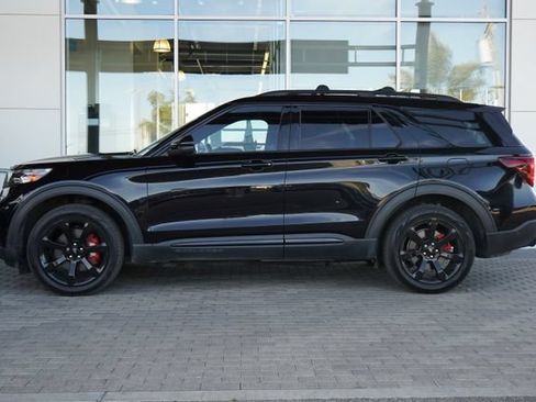 Used 2022 Ford Explorer ST w/ Equipment Group 401A AWD/4WD image 5