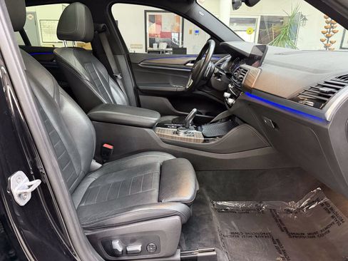 Used 2019 BMW X4 xDrive30i w/ Executive Package AWD/4WD image 17