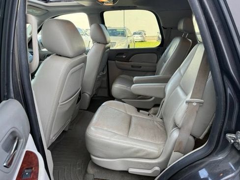 Used 2010 Chevrolet Tahoe LTZ AWD/4WD image 25