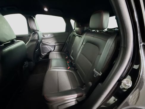 Used 2025 Ford Escape ST-Line image 25