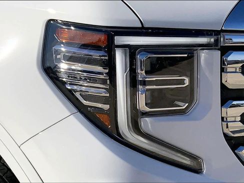 Certified 2023 GMC Sierra 1500 Denali w/ Technology Package image 26