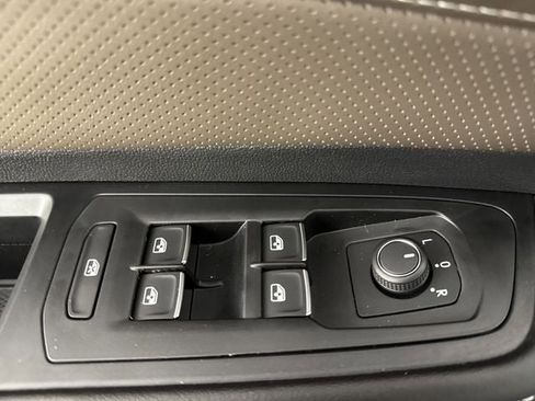 New 2026 Volkswagen Atlas SEL image 18