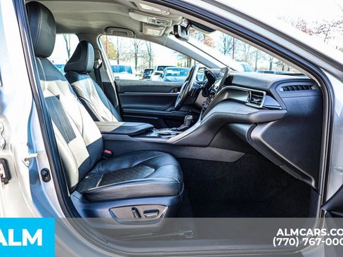 Used 2024 Toyota Camry XSE image 21