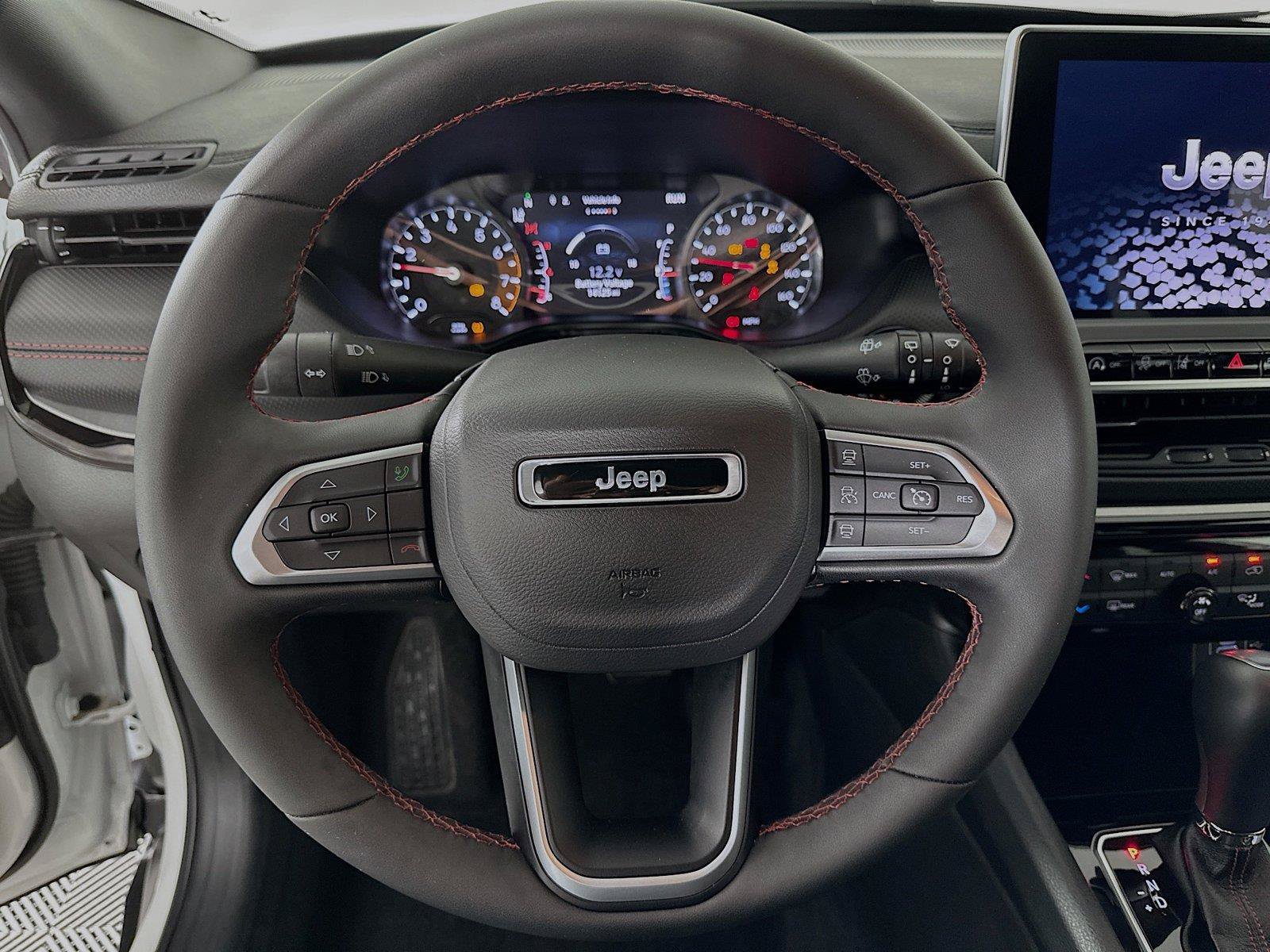 Certified 2026 Jeep Compass Trailhawk AWD/4WD image 18