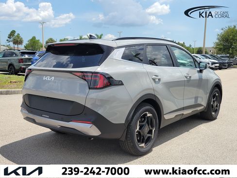 New 2026 Kia Sportage EX FWD image 6