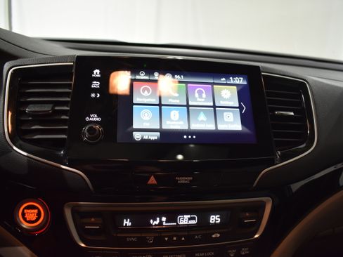 Used 2020 Honda Pilot Touring image 22