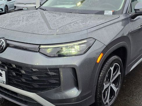 New 2026 Volkswagen Tiguan SE image 10