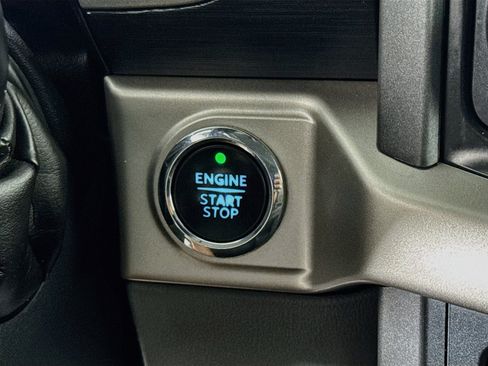 Used 2021 Ford F150 XLT w/ Equipment Group 302A High AWD/4WD image 18