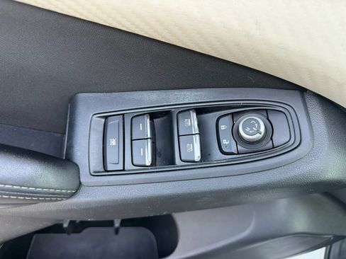 Used 2019 Subaru Ascent Premium AWD/4WD image 13