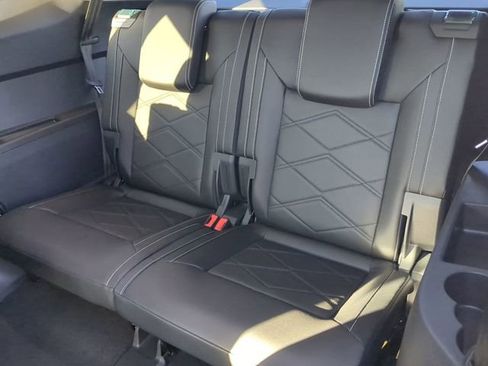 New 2026 Volkswagen Atlas SE image 19