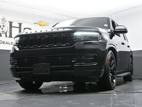Used 2023 Jeep Wagoneer Series II w/ Convenience Group I AWD/4WD image 58
