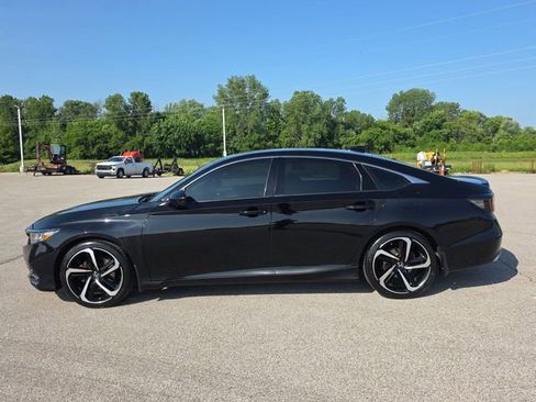 Used 2019 Honda Accord Sport image 10