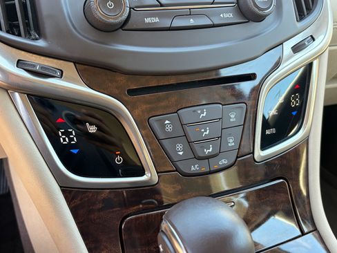 Used 2015 Buick LaCrosse Leather FWD image 23