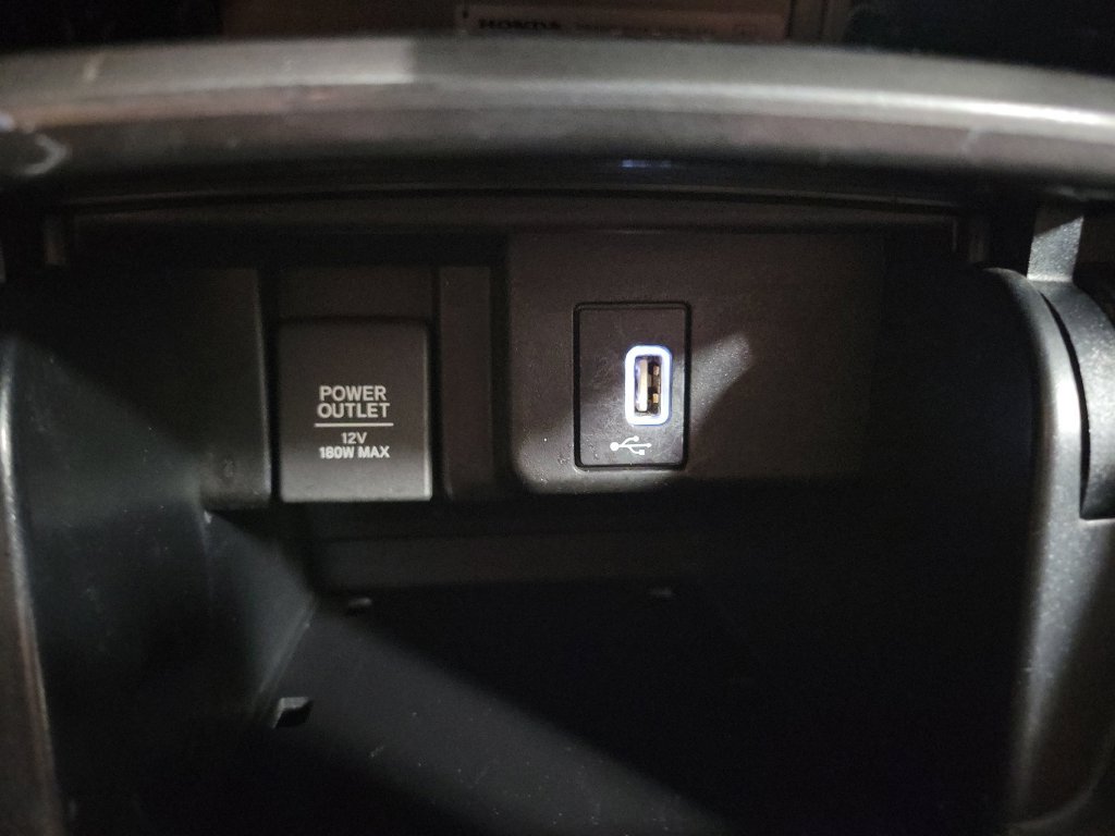 Used 2018 Honda Accord LX image 18