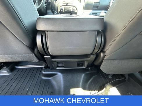 Used 2022 Chevrolet Silverado 1500 Custom AWD/4WD image 21