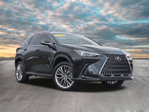 Certified 2025 Lexus NX 350h AWD w/ Accessory Package (2T) image 33