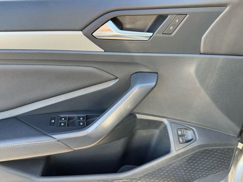 Used 2024 Volkswagen Jetta S image 11