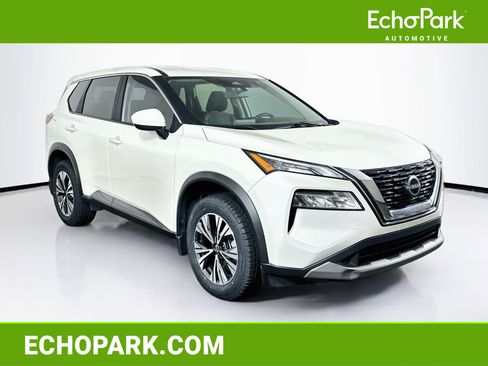 Used 2023 Nissan Rogue SV FWD image 1