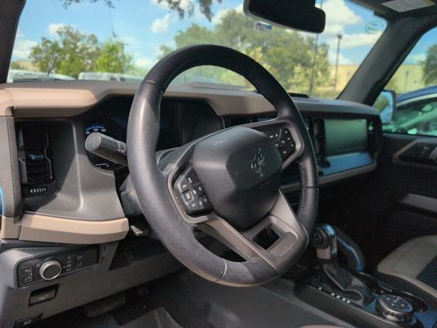 Used 2022 Ford Bronco Wildtrak AWD/4WD image 6
