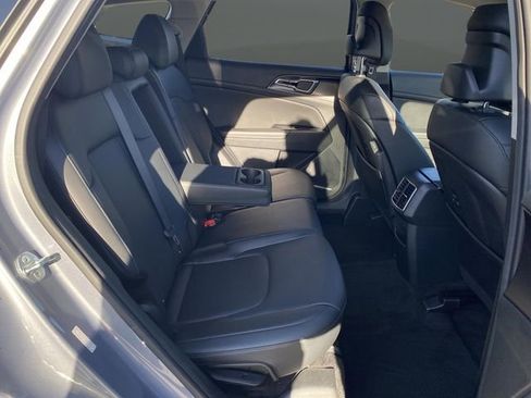 Used 2023 Kia Sportage EX image 35