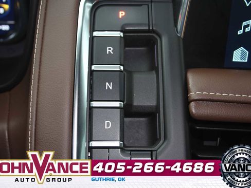 Used 2022 Chevrolet Tahoe High Country AWD/4WD image 40