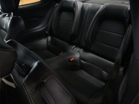 Used 2020 Ford Mustang Shelby GT500 w/ Technology Package RWD image 23