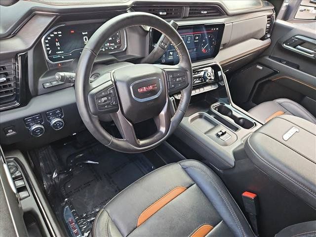 Used 2024 GMC Sierra 2500 AT4 w/ AT4 Premium Plus Package AWD/4WD image 9