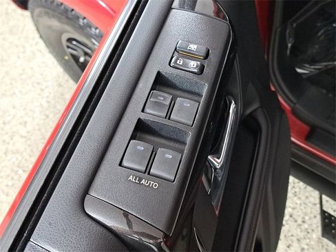 Used 2022 Toyota 4Runner TRD Off-Road image 22