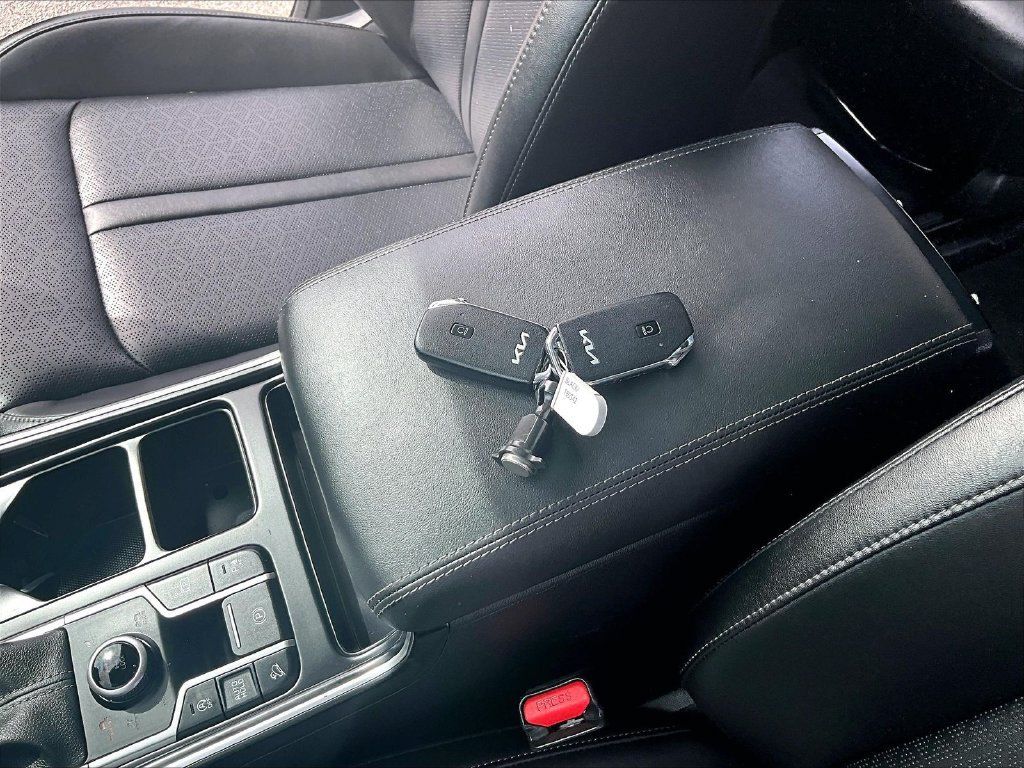 Used 2023 Kia Sorento X-Line EX AWD/4WD image 12