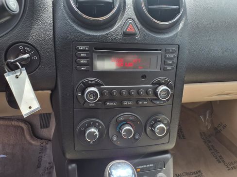 Used 2009 Pontiac G6 Sedan FWD image 14