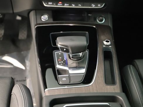 Certified 2023 Audi Q5 2.0T Prestige AWD/4WD image 17
