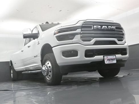 Used 2026 RAM 3500 Laramie w/ Max Tow Package AWD/4WD image 46