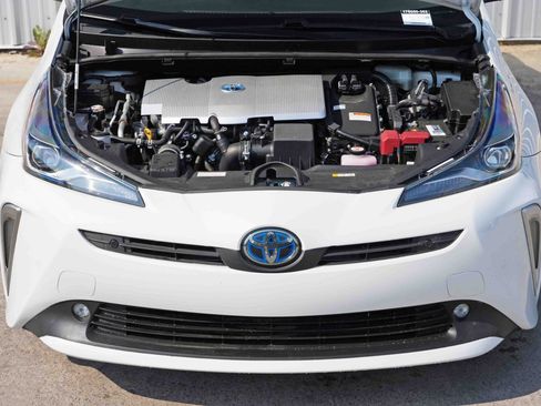 Used 2022 Toyota Prius XLE w/ Premium Convenience Package image 7