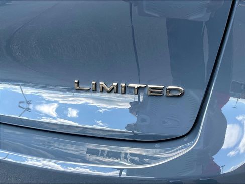 Used 2025 Toyota Crown AWD/4WD image 24