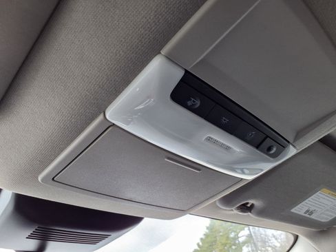 Used 2025 Nissan Sentra SV image 23