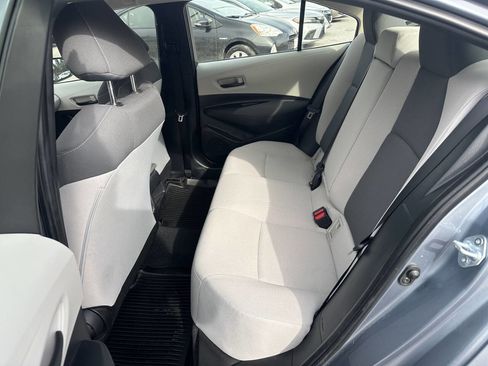 Used 2022 Toyota Corolla LE FWD image 10