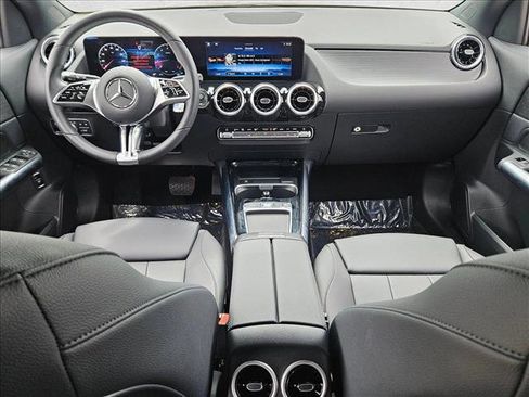Used 2026 Mercedes-Benz GLA 250 image 16