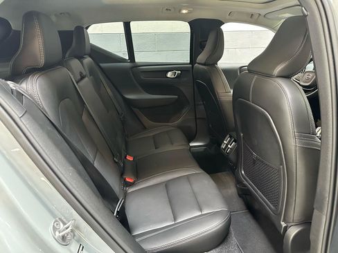 Used 2026 Volvo XC40 B5 Plus AWD/4WD image 11