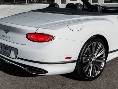 Used 2024 Bentley Continental GT Speed image 13