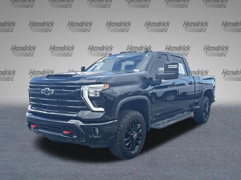 Used 2025 Chevrolet Silverado 2500 LT w/ Trail Boss Package AWD/4WD image 5