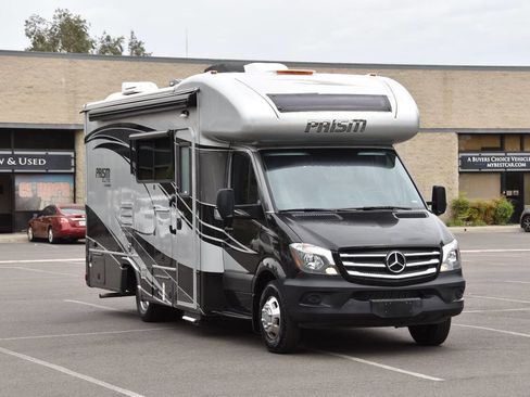 Used 2017 Mercedes-Benz Sprinter 3500 image 24