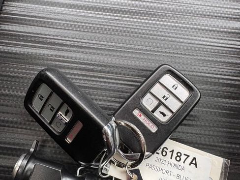 Used 2022 Honda Passport Elite image 35