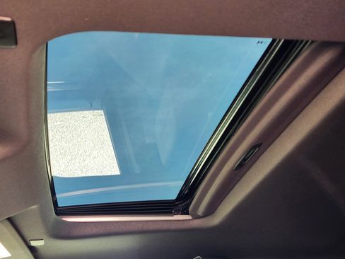 Certified 2024 GMC Sierra 1500 AT4 w/ Technology Package image 6