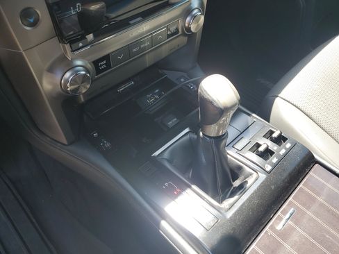 Used 2020 Lexus GX 460 Premium w/ Premium Package AWD/4WD image 21