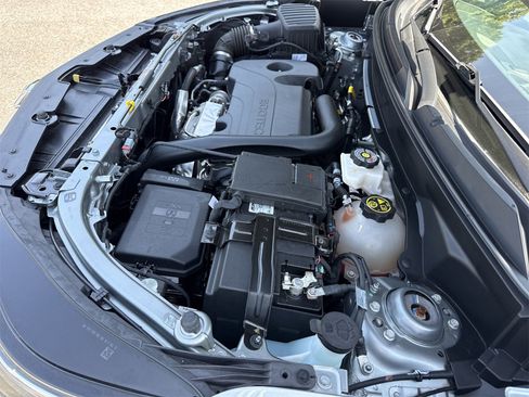 Used 2023 Chevrolet Equinox LT image 30