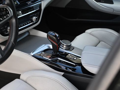 Used 2023 BMW M5 w/ Competition Package image 23