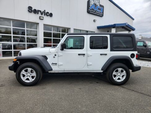 Used 2022 Jeep Wrangler Unlimited Sport AWD/4WD image 8